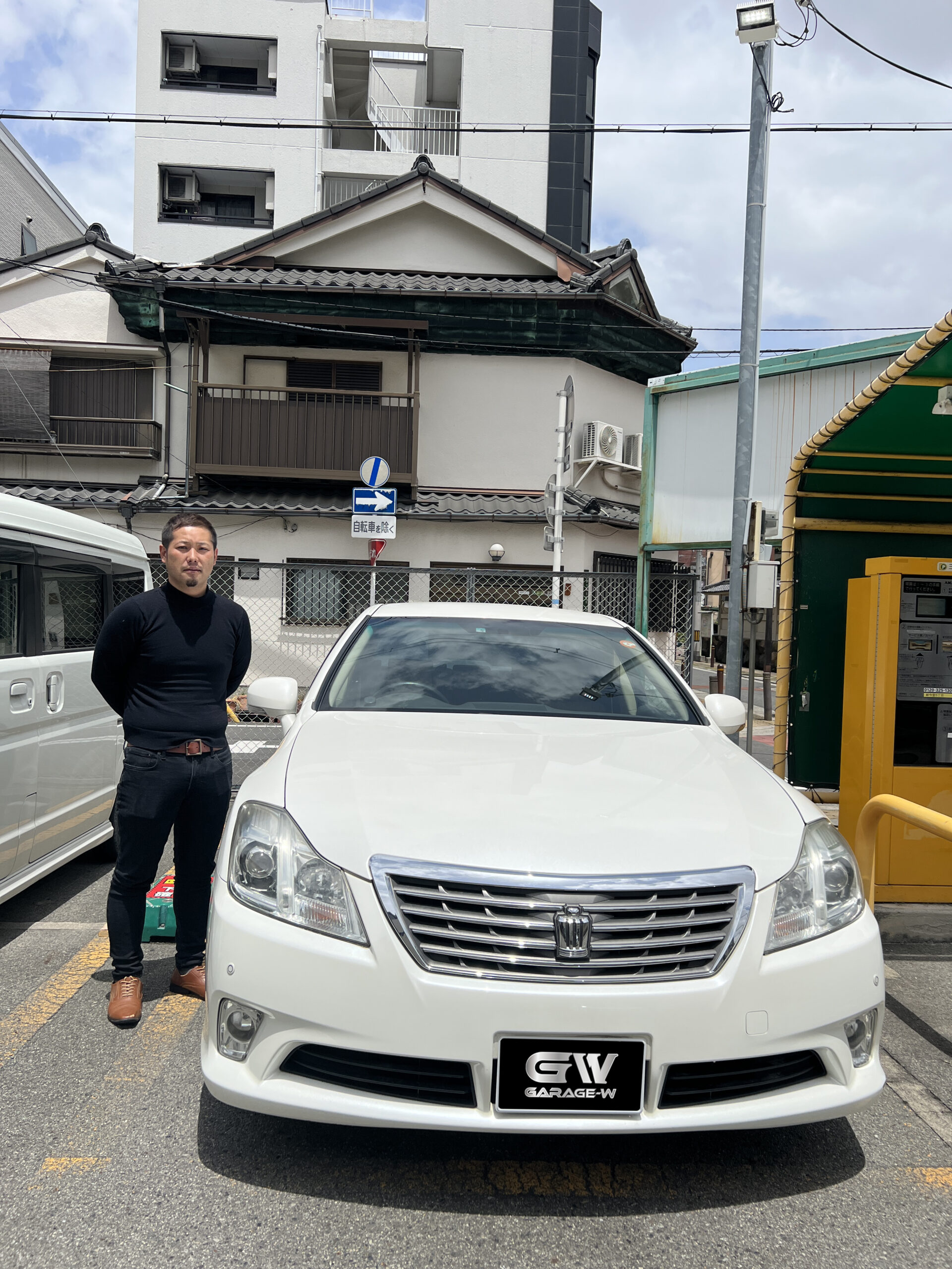 t様 T様 トヨタ クラウン カラー：白色 エリア：京都 - 大阪市内にある自社